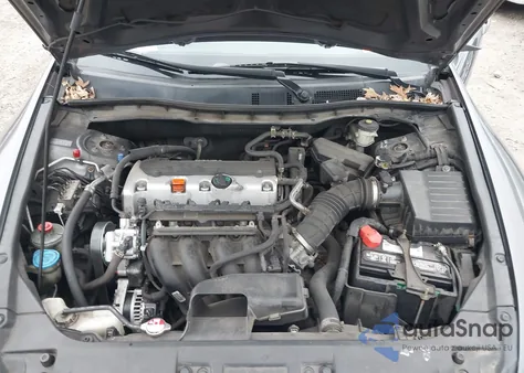 2010 Honda Accord 2.4 Lx из США, поврежденный, VIN 1HGCP2F37AA151663